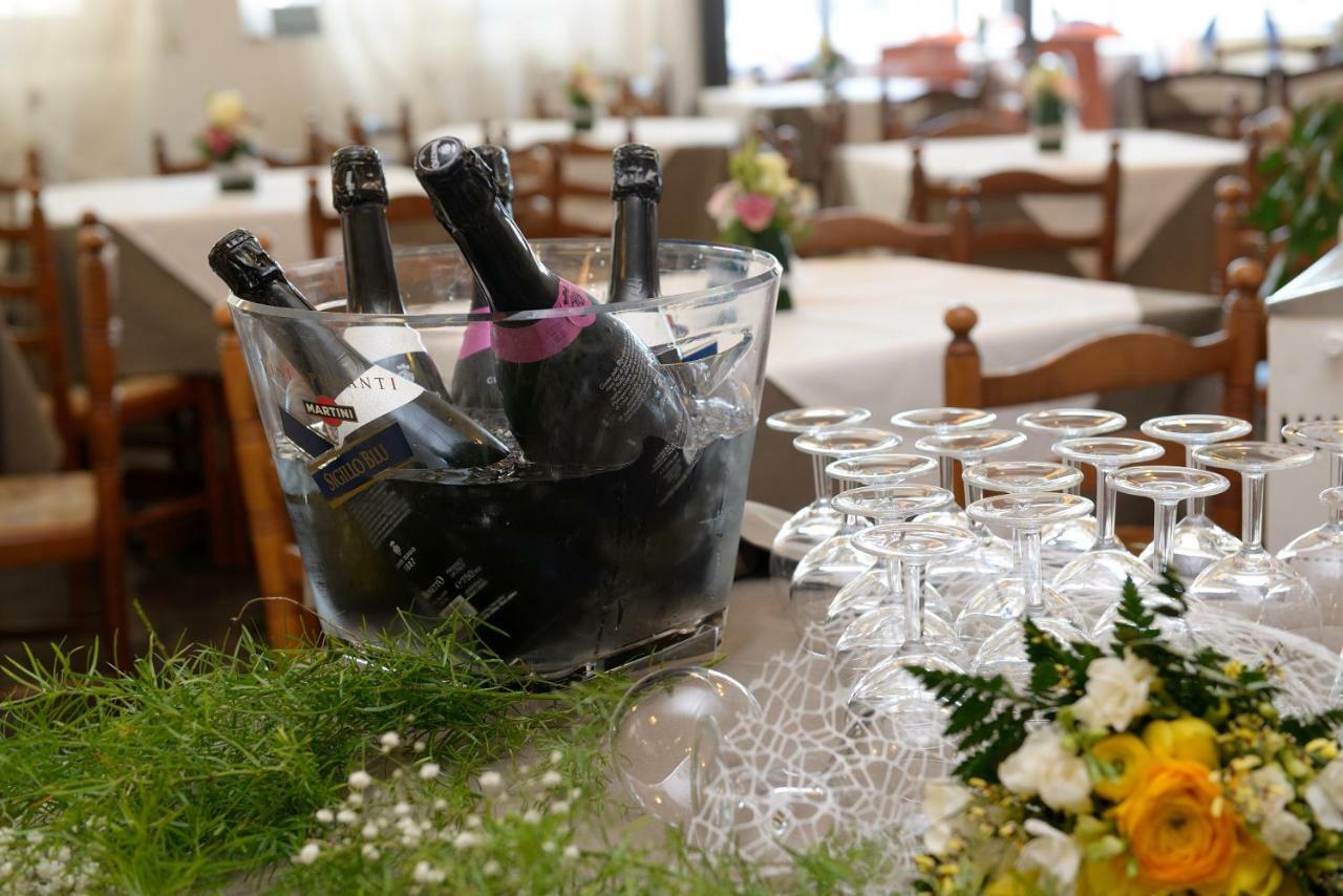Hotel Ristorante Milton Varazze Bagian luar foto