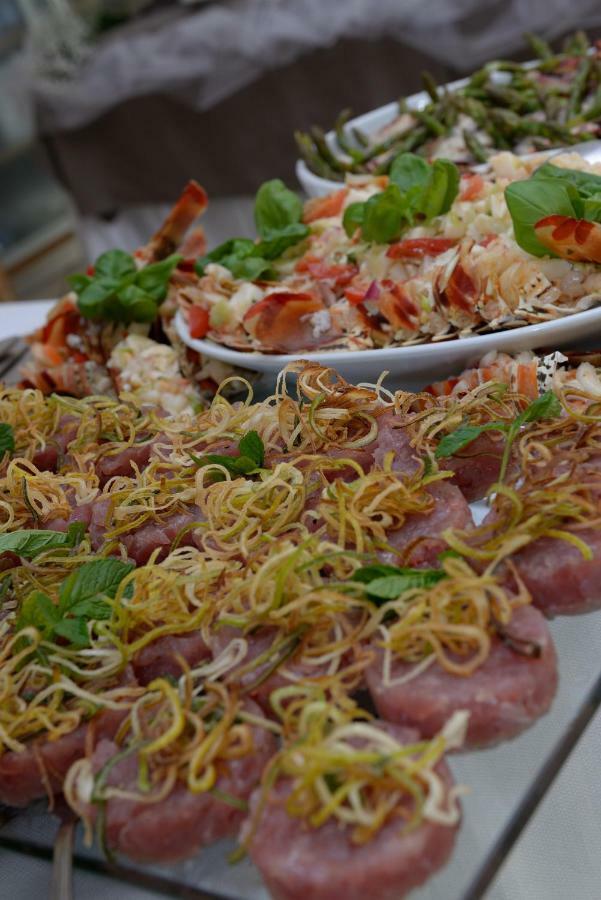 Hotel Ristorante Milton Varazze Bagian luar foto